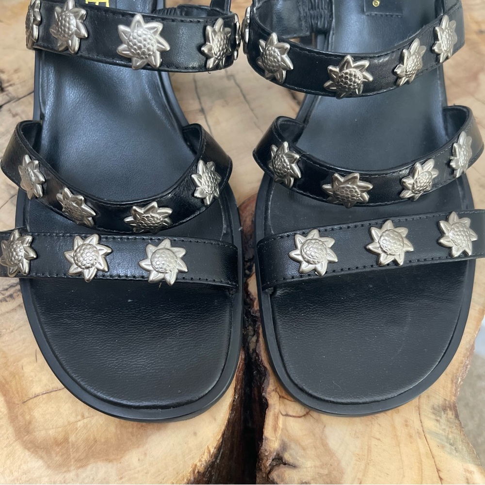 Connie Western Metal Florals Sandals - Picture 5 of 10